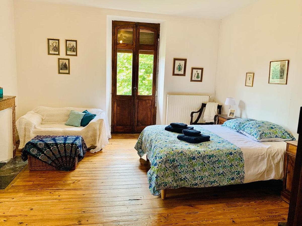 Bed and Breakfast Le Bearn Sous Les Toits Nay  Екстер'єр фото