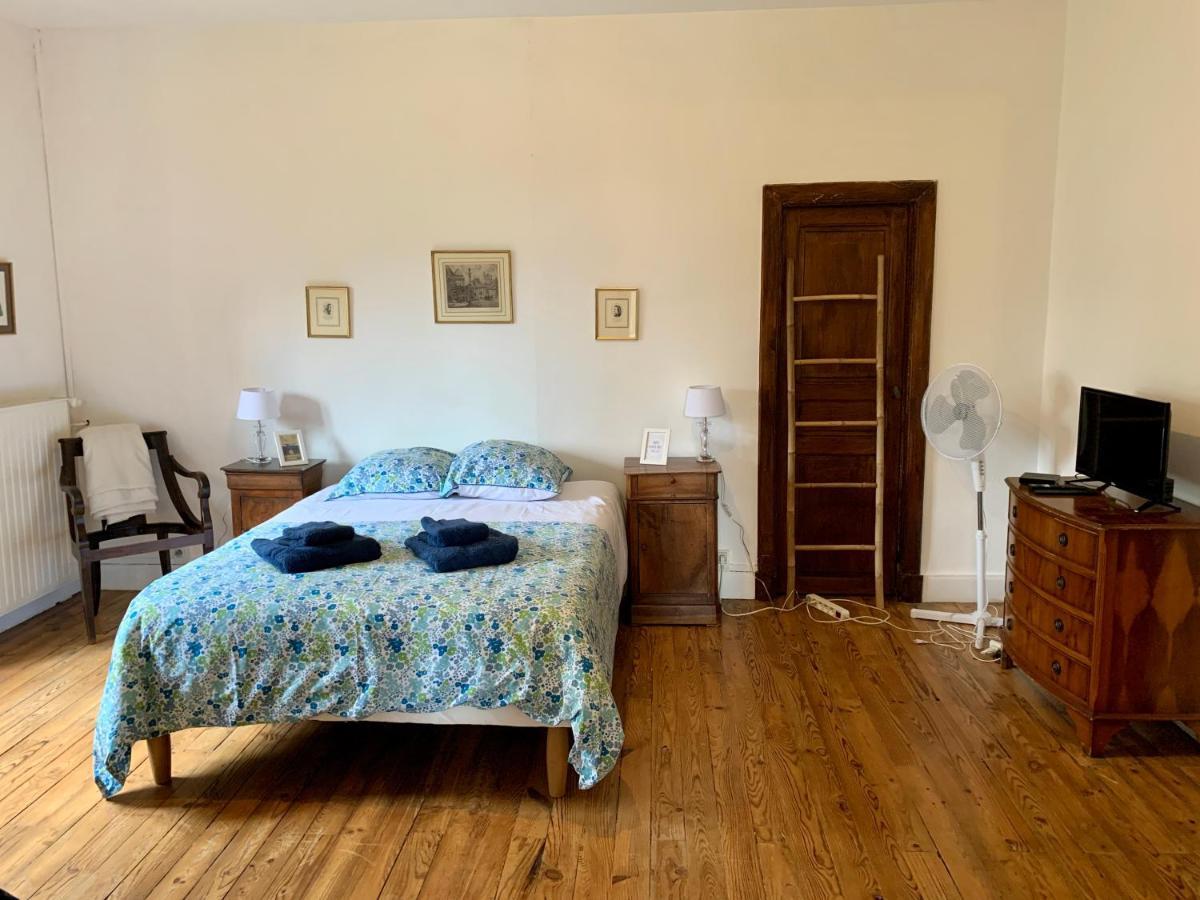 Bed and Breakfast Le Bearn Sous Les Toits Nay  Екстер'єр фото